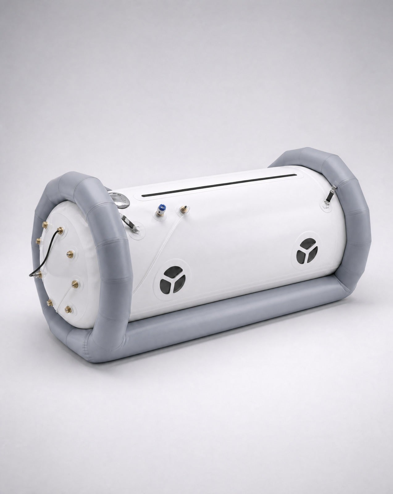 Saturate Start portable soft-shell hyperbaric chamber